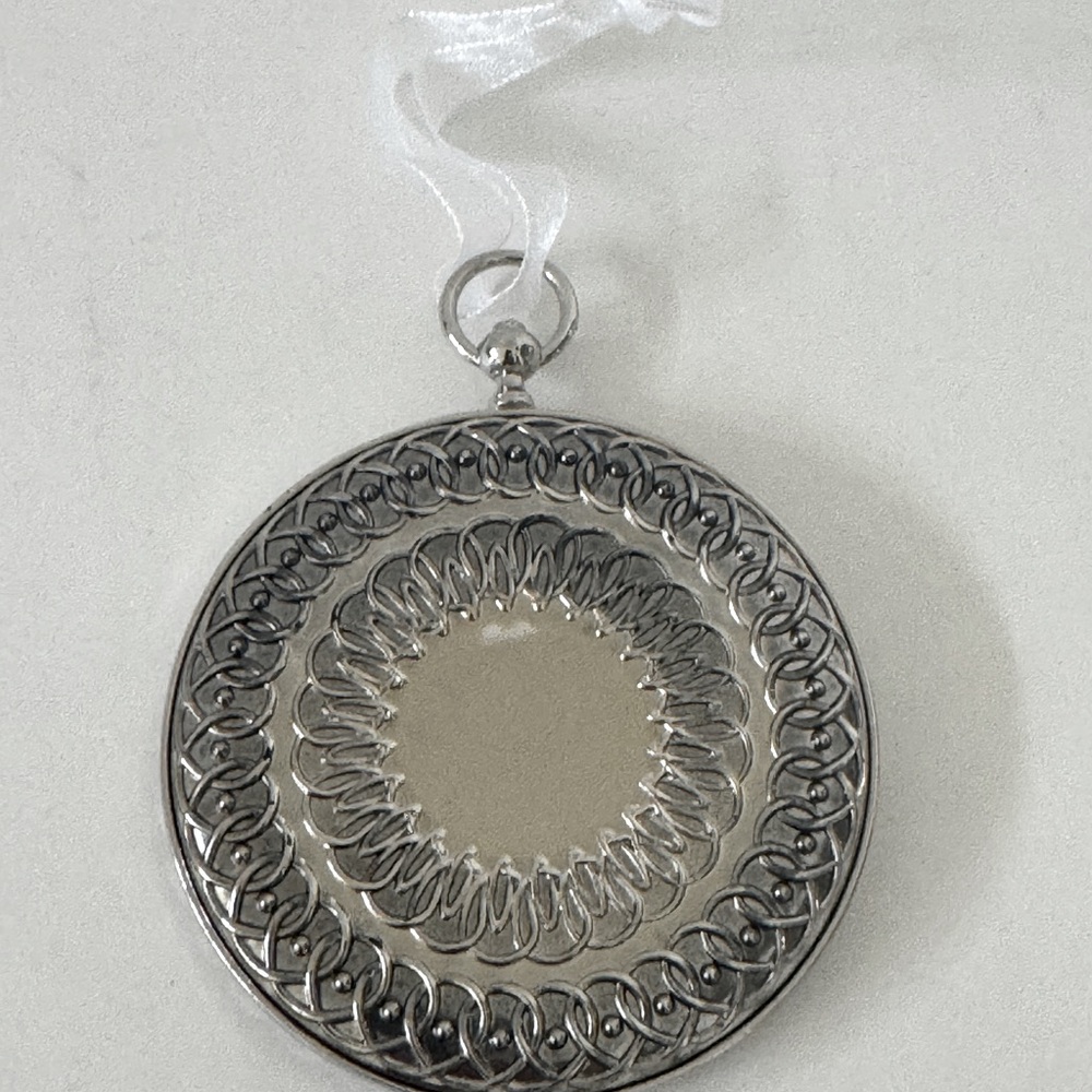 Hallmark Silver and Cream New “Time for love” ornament. - Picture 2 of 4